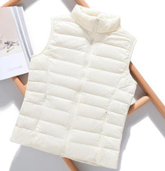 Stylish Women's Puffer Vest - Lightweight & Chic (One Piece)